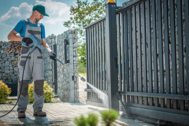 Best Animal Enclosure Cleaning  in Woodacre, CA